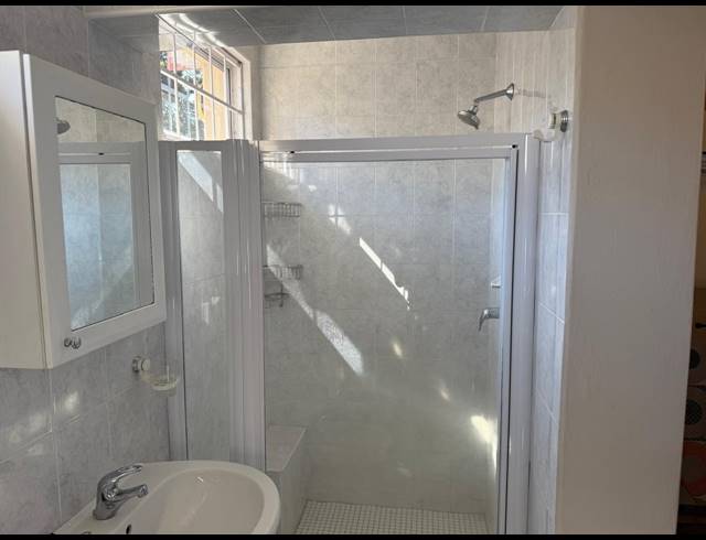 3 BEDROOM FREEHOLD FOR SALE IN GLENWOOD